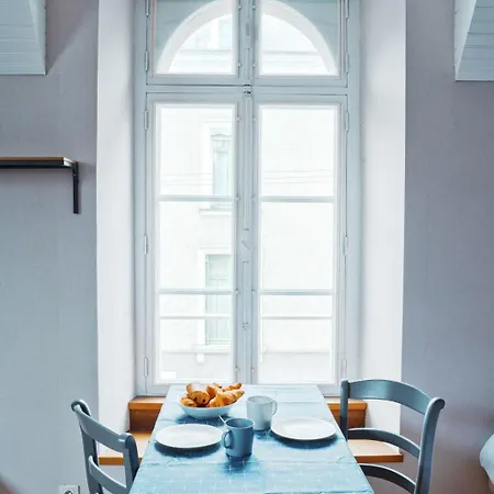 Le Woody - 700m Gare - Wifi * ラヴァル