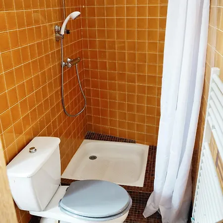 Le Woody - 700m Gare - Wifi * ラヴァル